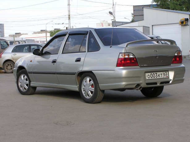 Спойлер Demo Daewoo Nexia купить недорого с доставкой в Петропавловск-Камчатский