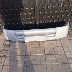 Силовой передний бампер стеклопластиковый на Toyota 4Runner (III) (185)